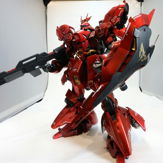 【全塗装完成品】RG MSN-04 サザビー(ガンプラ 完成品) 1