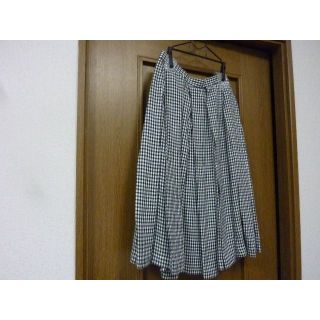 COMME des GARCONS(チェック ・ ロングスカート)のフリマ COMME des GARCONS(チェック ・ ロングスカート)のフリマ