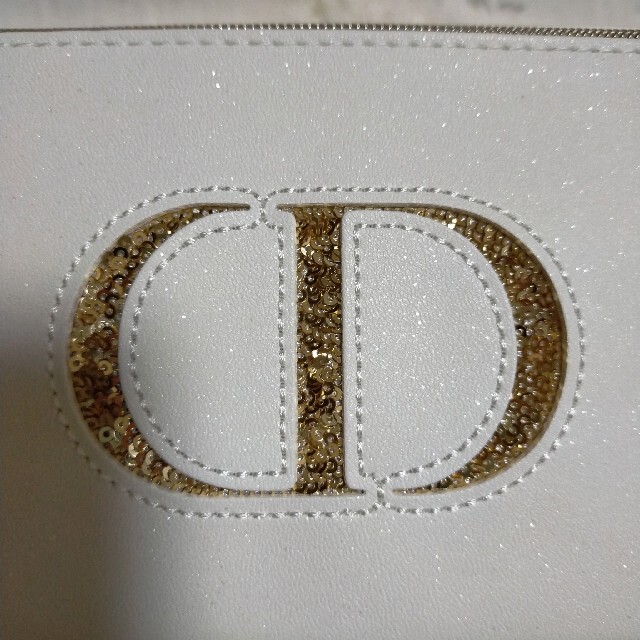 Christian Dior(クリスチャンディオール)のディオール　スパンコールキラキラポーチ　ノベルティ レディースのファッション小物(ポーチ)の商品写真