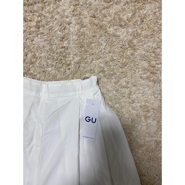 GU(ジーユー)のGU パンツ レディースのパンツ(クロップドパンツ)の商品写真