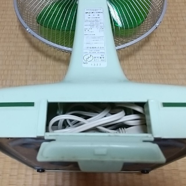 SANYO - サンヨー 扇風機 EF-C30B型の通販 by しば's shop｜サンヨーならラクマ
