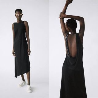 ザラ(ZARA)のZARA 新品未使用 チェーン ブラック ロング ドレス XS(ロングワンピース/マキシワンピース)