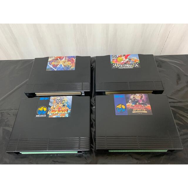 ネオジオ　ゲーム4本+ネオジオCDコントローラー