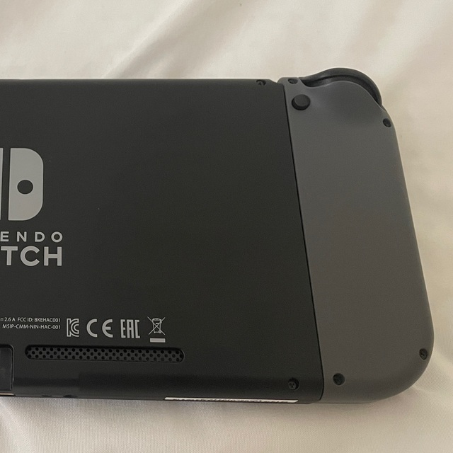 Nintendo Switch Joy-Con(L)/(R) グレー エンタメ/ホビーのゲームソフト/ゲーム機本体(家庭用ゲーム機本体)の商品写真