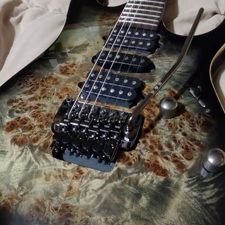 アイバニーズ(Ibanez)のIbanez RG1070PBZ Charcoal Black Burst(エレキギター)
