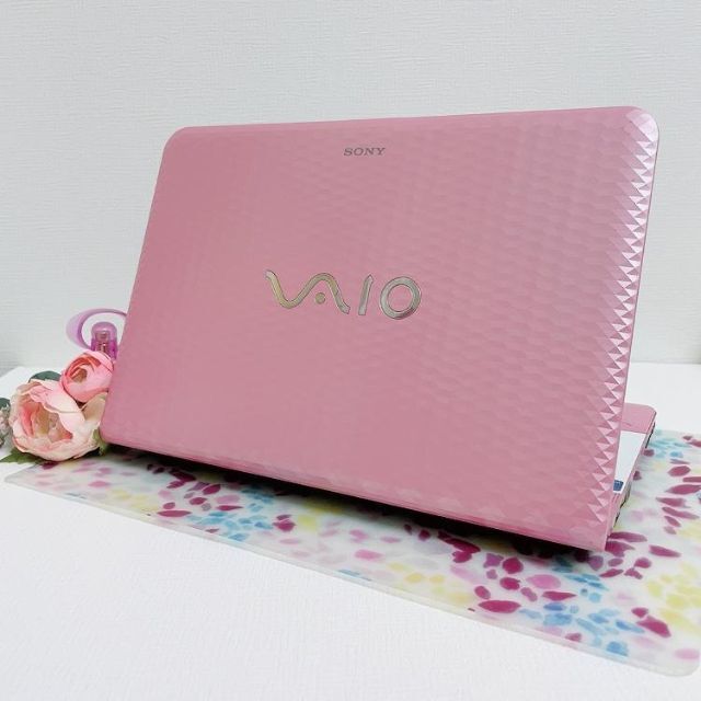 かわいい♪人気のSONYVAIOのダイヤ柄ピンクノートパソコン