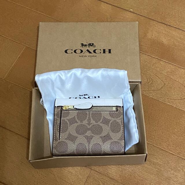 COACH(コーチ)のCOACH 三つ折りお財布 レディースのファッション小物(財布)の商品写真