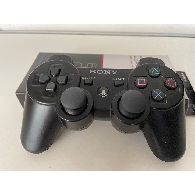 SONY(ソニー)のSONY PS3 60GB＋メモリーカードアダプター エンタメ/ホビーのゲームソフト/ゲーム機本体(家庭用ゲーム機本体)の商品写真