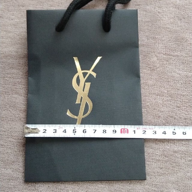 Yves Saint Laurent Beaute(イヴサンローランボーテ)のイヴ・サンローラン　ショッパー　３枚セット レディースのバッグ(ショップ袋)の商品写真