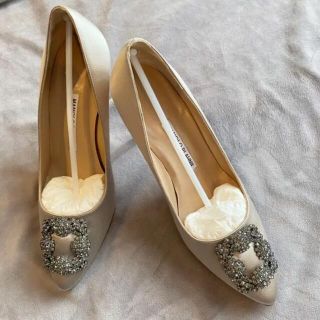 マノロブラニクの通販 2,000点以上 | MANOLO BLAHNIKを買うならラクマ マノロブラニクの通販 2,000点以上 | MANOLO BLAHNIKを買うならラクマ