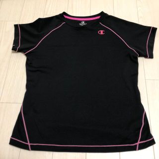 チャンピオン(Champion)のチャンピョン　Tシャツ　黒　ピンク　M ジム　スポーツ(Tシャツ(半袖/袖なし))