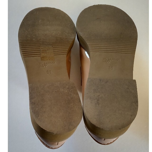 見切り処分!値引き！ジルサンダーネイビーエナメル靴23cm レディースの靴/シューズ(ローファー/革靴)の商品写真