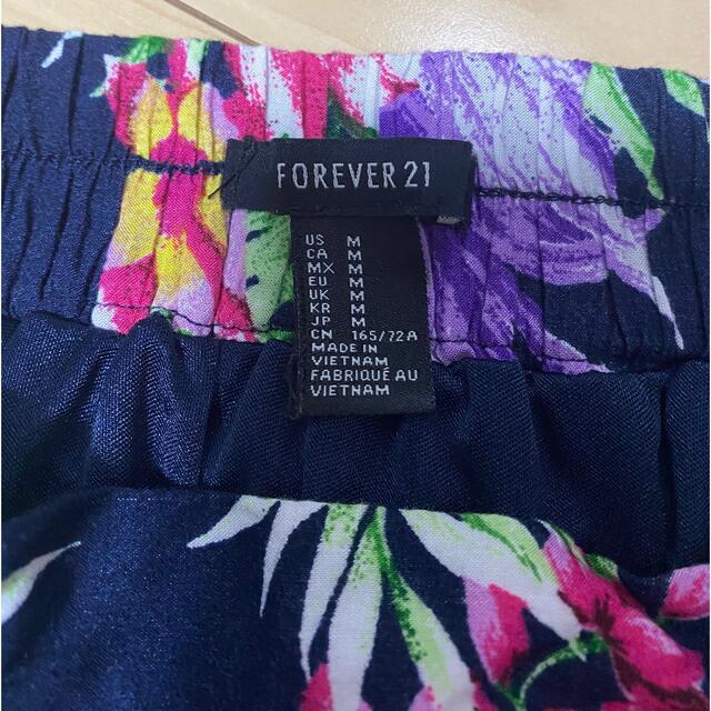 FOREVER 21(フォーエバートゥエンティーワン)のForever21 花柄スカート　裏地付　ミニスカート　値下げ🆗 レディースのスカート(ミニスカート)の商品写真