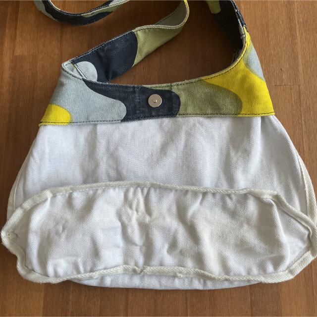 marimekko(マリメッコ)のマリメッコ　ショルダーバッグ　斜め掛け レディースのバッグ(ショルダーバッグ)の商品写真