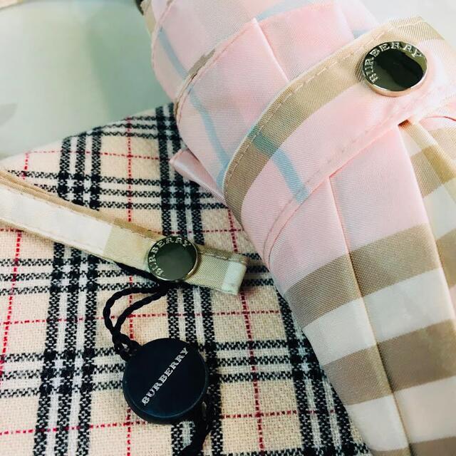 BURBERRY(バーバリー)のBurberry 【 折り畳み傘 ( タオルハンカチ 付 )】◆ チェック 柄  レディースのファッション小物(その他)の商品写真