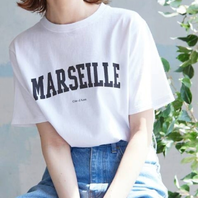 SLOBE IENA(スローブイエナ)のタグ付き新品 SLOBE IENA MARSEILLE ロゴTシャツホワイト レディースのトップス(Tシャツ(半袖/袖なし))の商品写真