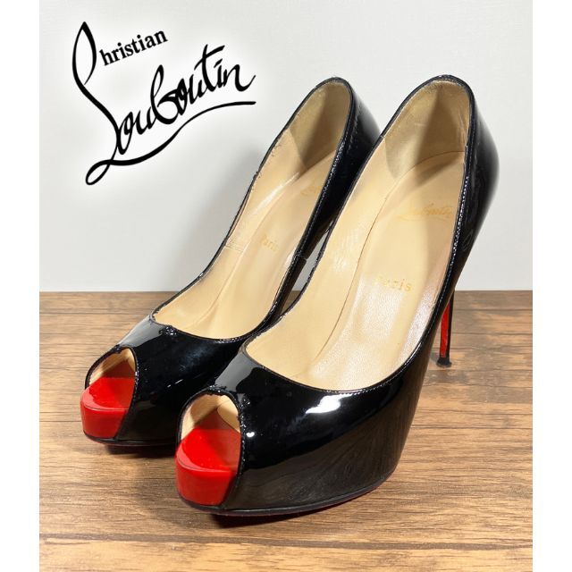 Christian Louboutin(クリスチャンルブタン)のクリスチャンルブタン エナメル オープントゥパンプス ブラック レッド レディースの靴/シューズ(ハイヒール/パンプス)の商品写真