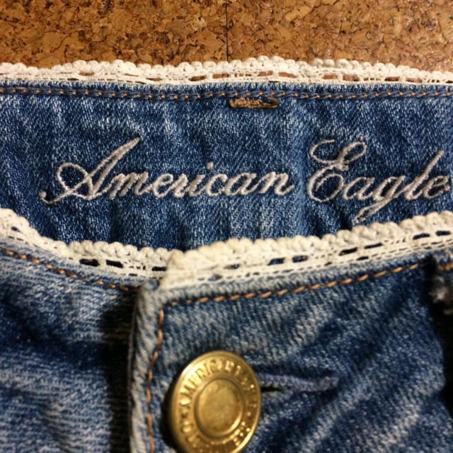 American Eagle(アメリカンイーグル)のアメリカン イーグルス デニムショートパンツ レディースのパンツ(ショートパンツ)の商品写真