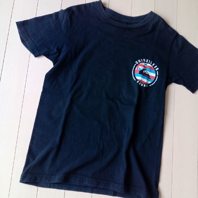 QUIKSILVER(クイックシルバー)のQuicksilverサイズ140半袖Tシャツ キッズ/ベビー/マタニティのキッズ服男の子用(90cm~)(Tシャツ/カットソー)の商品写真