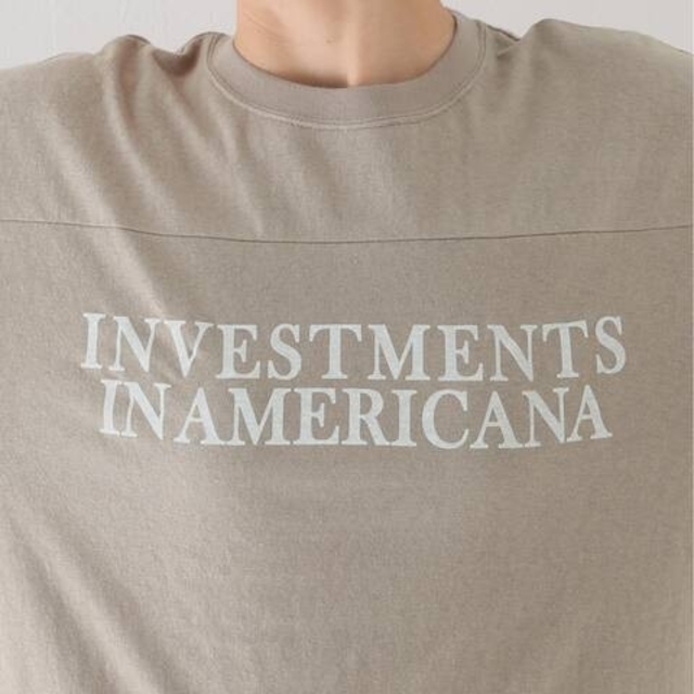 DEUXIEME CLASSE(ドゥーズィエムクラス)の【AMERICANA/アメリカーナ】FOOTBALL Tシャツ★キャメルA レディースのトップス(Tシャツ(長袖/七分))の商品写真