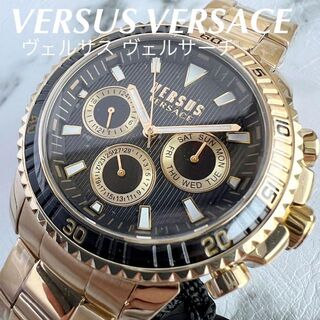 Gianni Versace - 【新品未使用】定価3.9万円 VERSACE ヴェルサーチ メンズ腕時計ゴールド