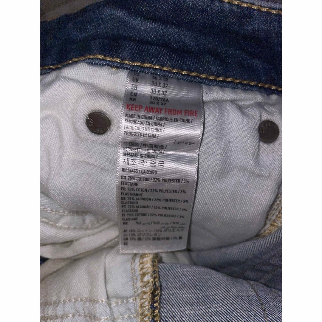 American Eagle(アメリカンイーグル)のAMERICAN EAGLE ダメージジーンズ メンズのパンツ(デニム/ジーンズ)の商品写真