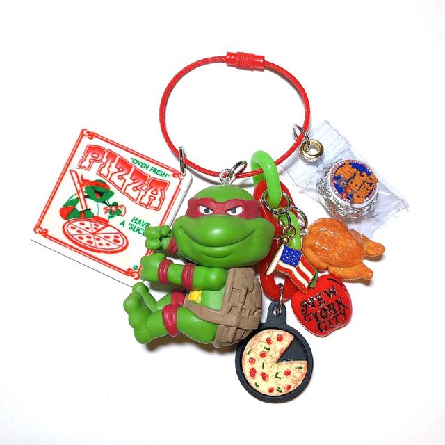 ❤️ red 🐢 ジャラジャラキーホルダー じゃらじゃらキーホルダー ハンドメイドのアクセサリー(キーホルダー/ストラップ)の商品写真