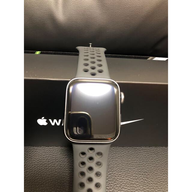 Apple Watch - アップルウォッチ SE ナイキ GPSモデル 40mm 美品の通販