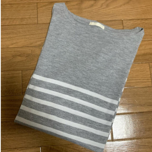 GU(ジーユー)のtシャツ 美品　七分 メンズのトップス(Tシャツ/カットソー(七分/長袖))の商品写真