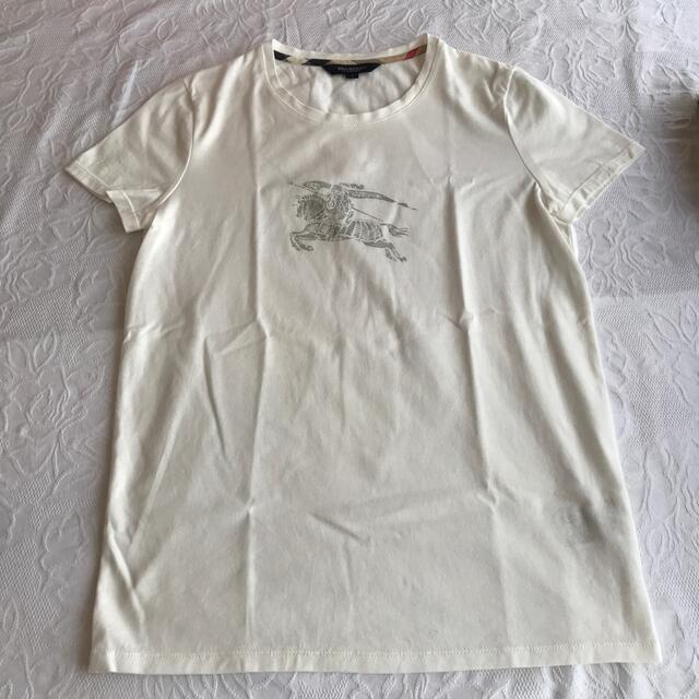 BURBERRY(バーバリー)のバーバリー　Tシャツ　白　ロゴ レディースのトップス(Tシャツ(半袖/袖なし))の商品写真