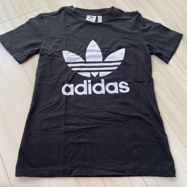 adidas(アディダス)の値下げ　未使用　adidas originals Tシャツ　トップス　カットソー レディースのトップス(Tシャツ(半袖/袖なし))の商品写真