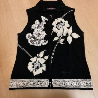 レオナール ベスト/ジレ(レディース)の通販 59点 | LEONARDの レオナール ベスト/ジレ(レディース)の通販 59点 | LEONARDの