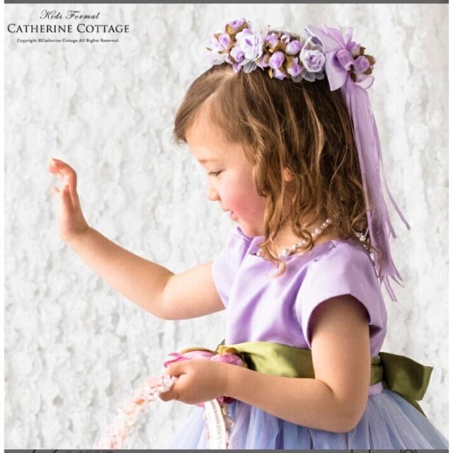 Catherine Cottage(キャサリンコテージ)のフラワーティアラ　花冠 キッズ/ベビー/マタニティのキッズ服女の子用(90cm~)(ドレス/フォーマル)の商品写真