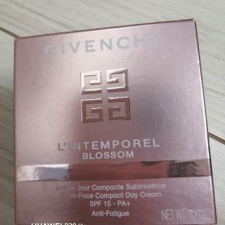 ジバンシィ(GIVENCHY)の匿名発送GIVENCHY L.lNTEN POREL クリームコンパクト(化粧下地)