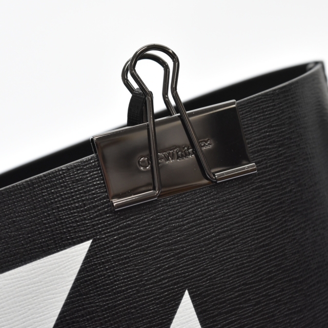 OFF-WHITE - OFF-WHITE オフホワイト トートバッグの通販 by BRING