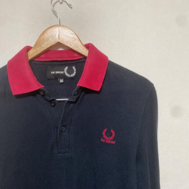 RAF SIMONS(ラフシモンズ)のRaf Simons x Fred perry 長袖ポロシャツ　襟切り替え メンズのトップス(ポロシャツ)の商品写真