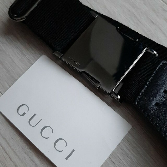 Gucci(グッチ)の美品 グッチ ウエストポーチ メンズのバッグ(ウエストポーチ)の商品写真