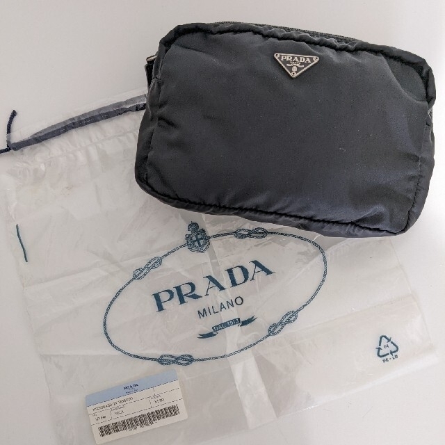 PRADA(プラダ)のPRADA　ナイロンポーチ　mv348 レディースのファッション小物(ポーチ)の商品写真