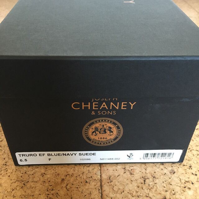 CHEANEY(チーニー)のCHEANEY TRUROキルトタッセルグルカサンダルネイビー　UK6.5 新品 メンズの靴/シューズ(サンダル)の商品写真