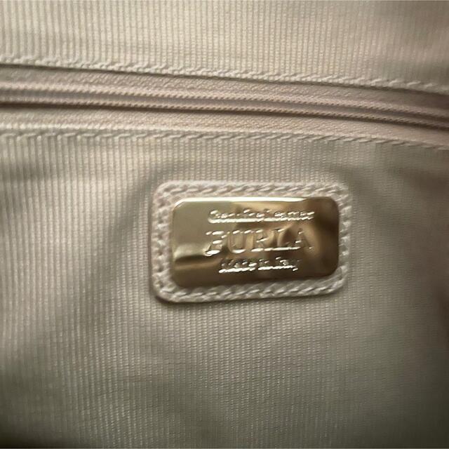 美品 FURLA フルラ パイパー 2way バッグ グレージュ 美品 FURLA フルラ パイパー 2way バッグ グレージュ