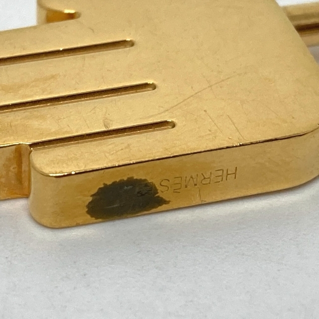 Hermes(エルメス)のエルメス 2002年限定 ハンドモチーフ カデナ メタル ゴールド　チャーム レディースのバッグ(その他)の商品写真