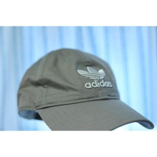 アディダス(adidas)の【美品】adidas originals 帽子(キャップ)