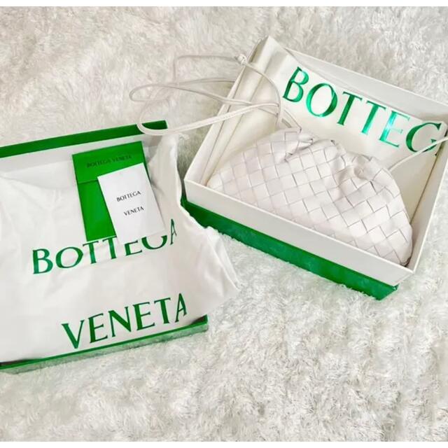 定番のお歳暮&冬ギフト Bottega ボッテガヴェネタ ミニザポーチ