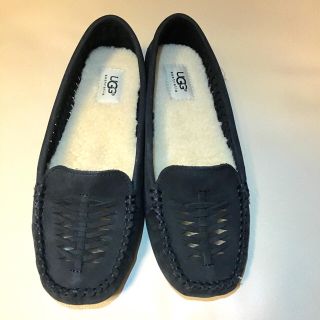 アグ(UGG)のyukiさま★新品未使用品☆UGG ローファー 黒(ローファー/革靴)