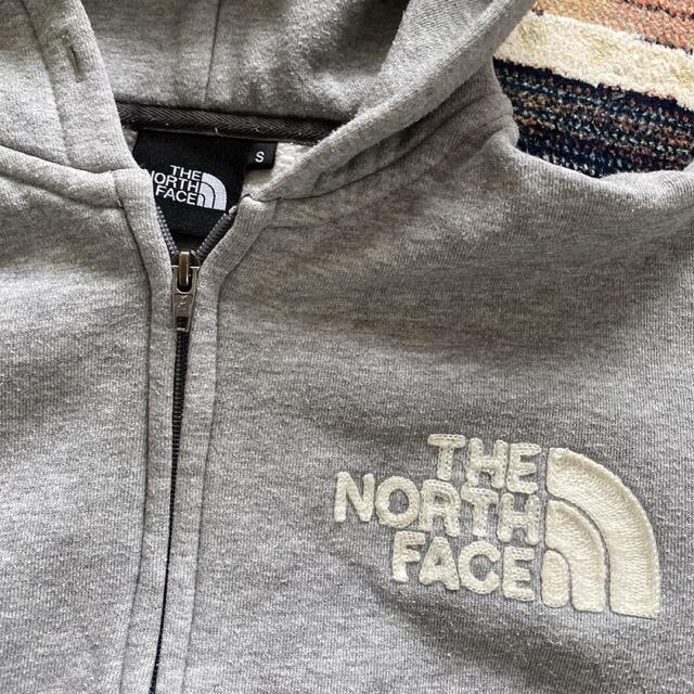 THE NORTH FACE(ザノースフェイス)のザノースフェイス  パーカー　S レディースのトップス(パーカー)の商品写真