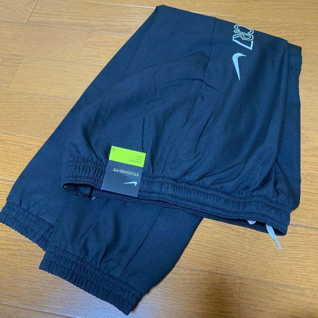 NIKE(ナイキ)のNIKE マーキュリアル こども ジャージ 150cm 新品 キッズ/ベビー/マタニティのキッズ服男の子用(90cm~)(その他)の商品写真