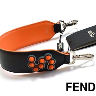 フェンディ(FENDI)のフェンディ■未使用　ストラップユーミニ　ハンドバッグストラップ　レザースタッズ(ハンドバッグ)