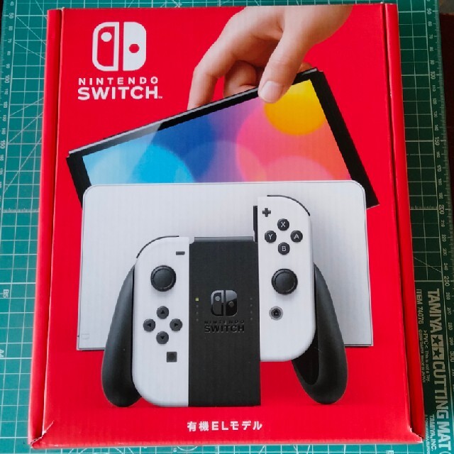 Nintendo Switch 本体 有機ELモデル マリオレッド 新品未使用