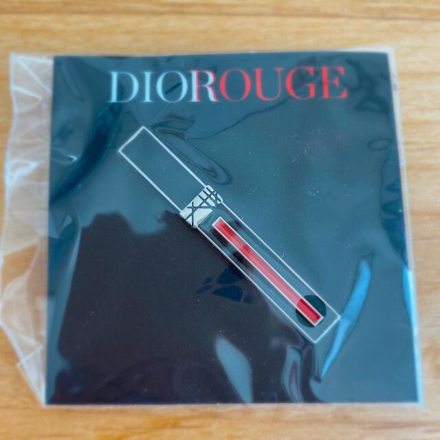 Dior(ディオール)の【新品】Dior ピンバッチ エンタメ/ホビーのアニメグッズ(バッジ/ピンバッジ)の商品写真