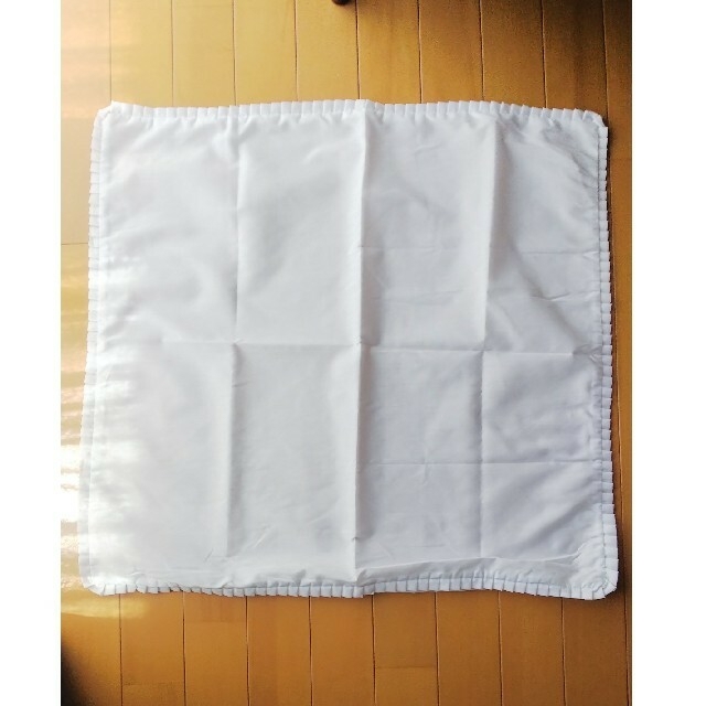 昭和レトロ 座布団カバー 白 5枚組 フリル付き 新品 未使用 美品 日本製 | フリマアプリ ラクマ